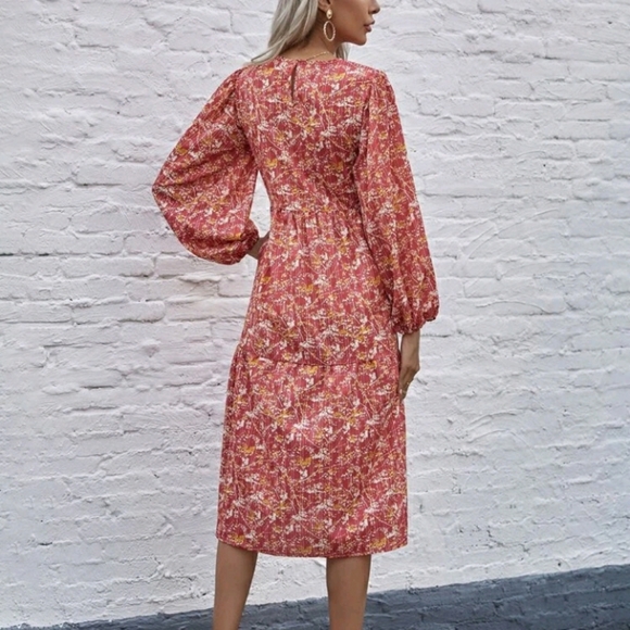NEW Floral Print Lantern Sleeve Dress - Picture 2 of 16